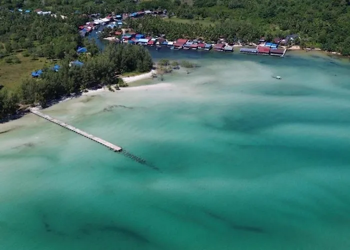 Firefly Beach Guesthouse & Bar Restaurant Koh Rong