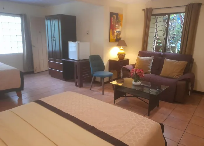 Coyaba Tropical Elegant Adult Guesthouse