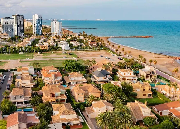 The Beach Apartment