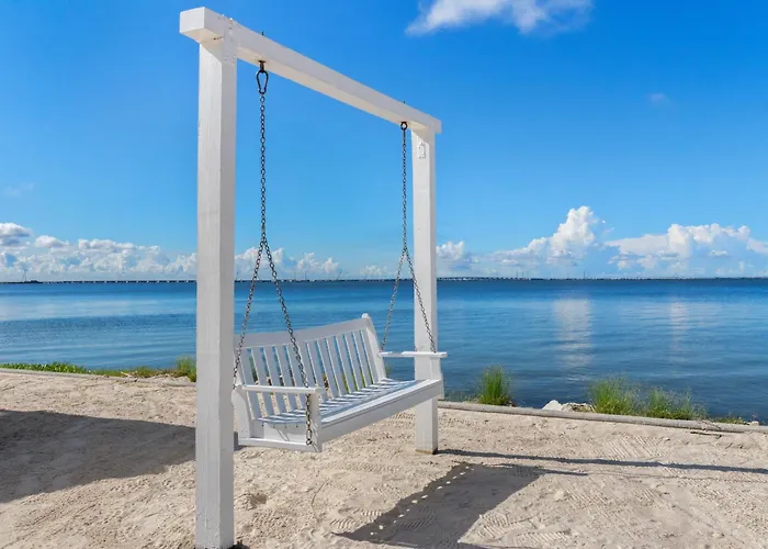 227-Wifi, New Paint, Amazing Views, Close To Bucs Stadium