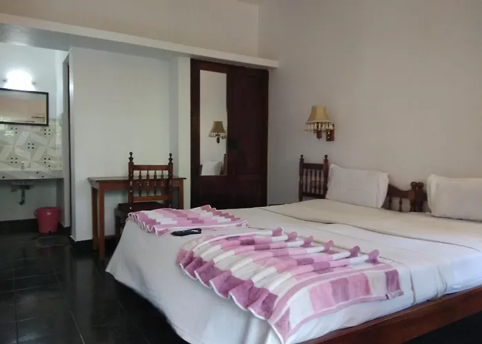 Beach Florra Inn