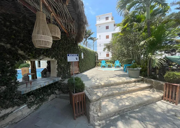 Hosteria Punta Blanca