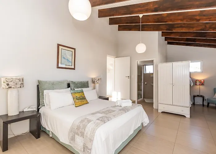 Admiralty Bed & Breakfast