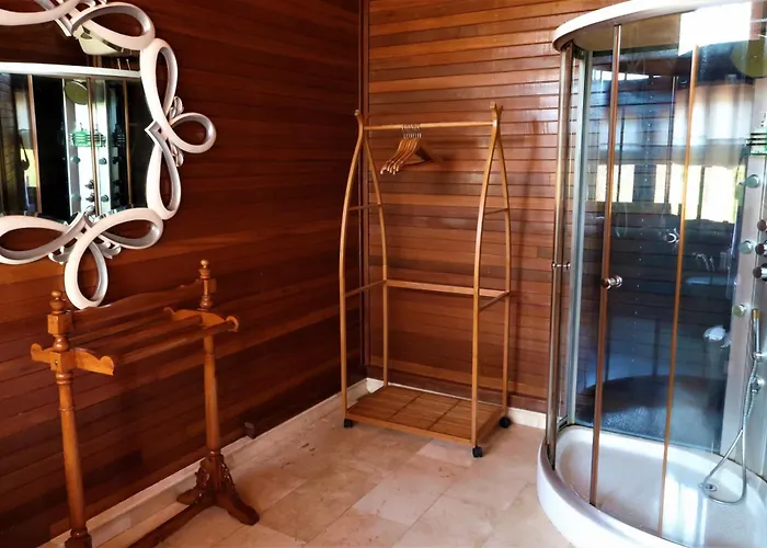 Breve Azurine Lagoon Resort