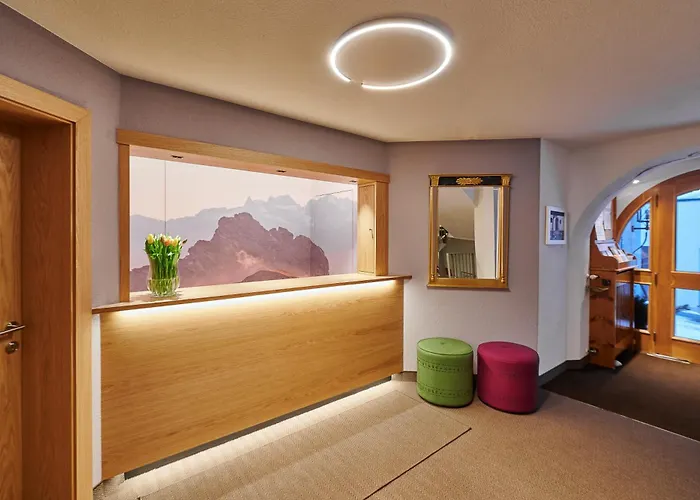 Hotel Garni Sursilva