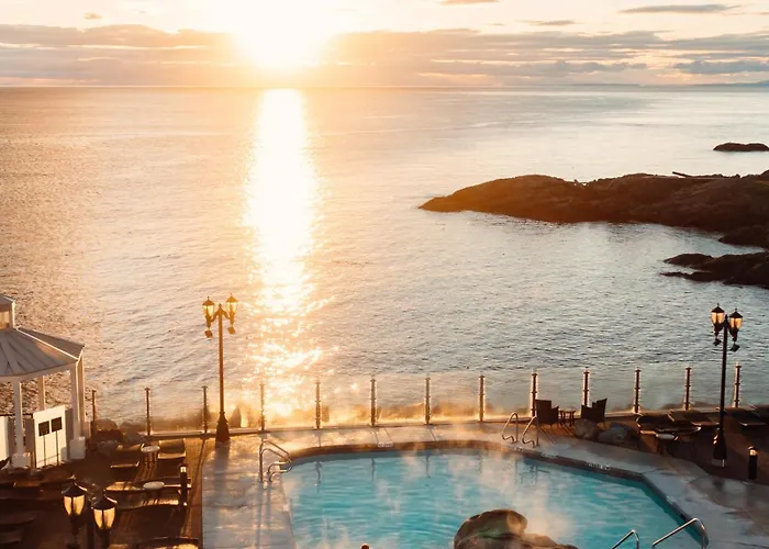 Oak Bay Beach Hotel
