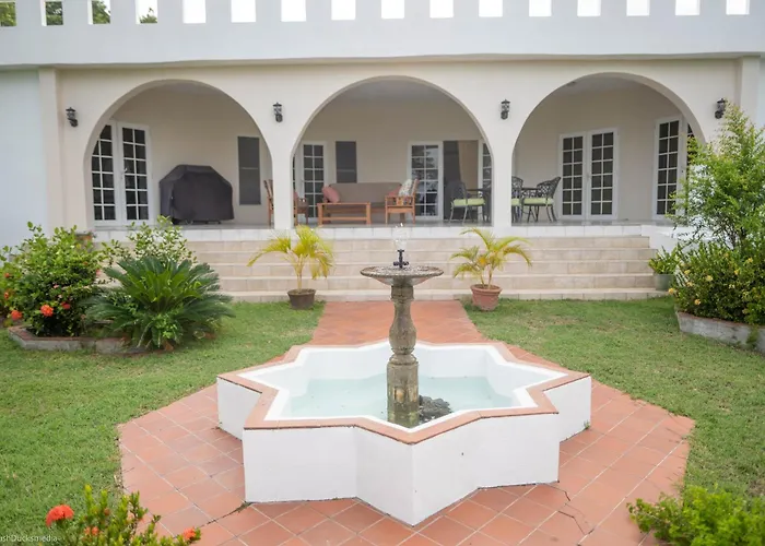 Castles In Paradise Villa Resort