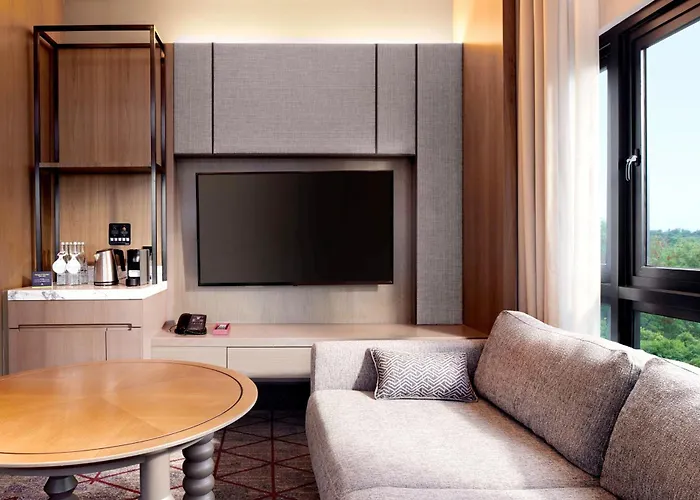 Doubletree By Hilton Putrajaya Lakeside