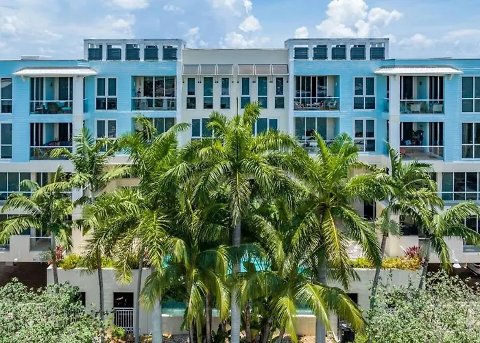 Coastal Condo Deerfield Beach Retreat 3 Bed 2 Bath