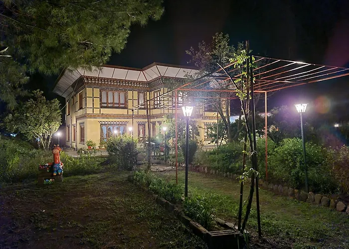 Nirvana Lodge