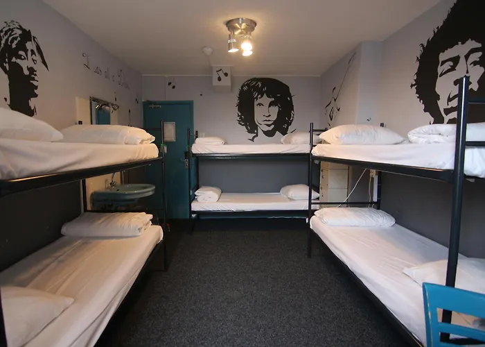 The Flying Pig Beach Hostel