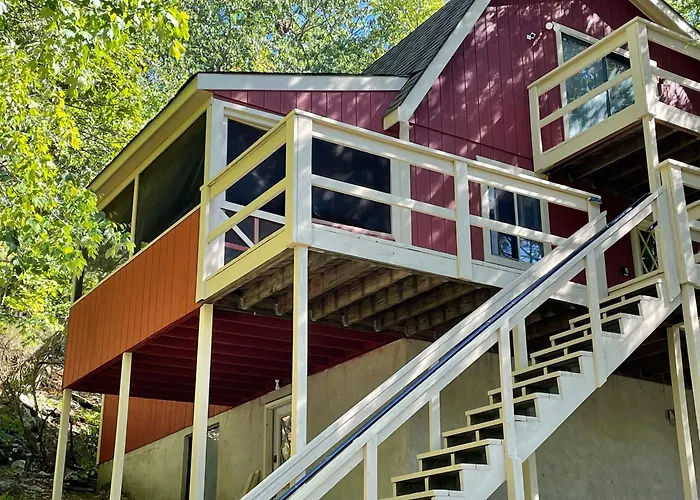 Saw Creek Cabin - Regent Hilltop