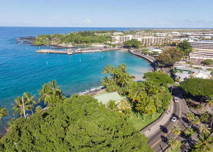 Courtyard By Marriott King Kamehameha'S Kona Beach Hotel