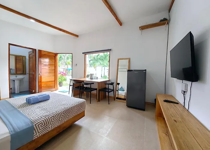 Island World Panglao