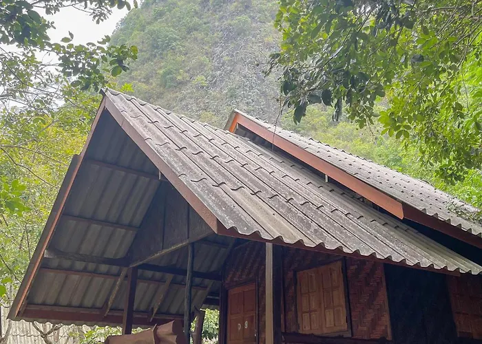 Khao Sok Green Mountain View