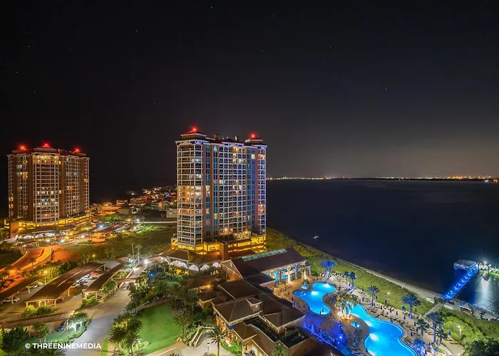 Amazing Waterview In Every Room, Portofino Island Resort Condo