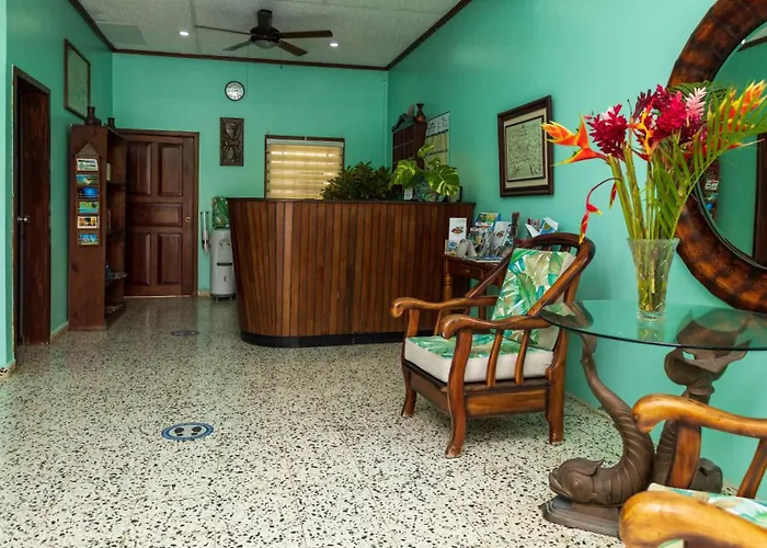 Seagrape Plantation Resort & Dive Center