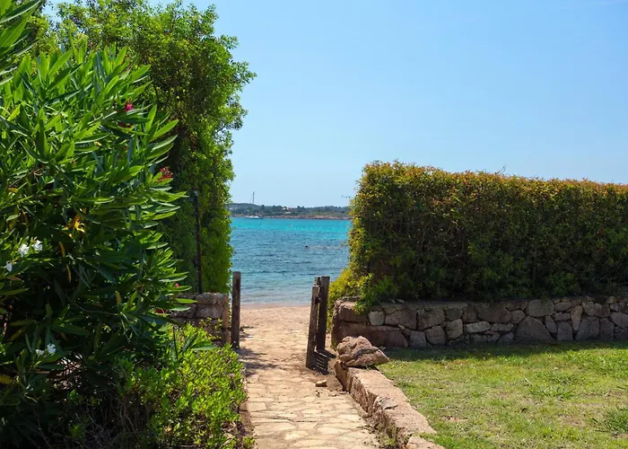 Baia Dorata Beach Apartments