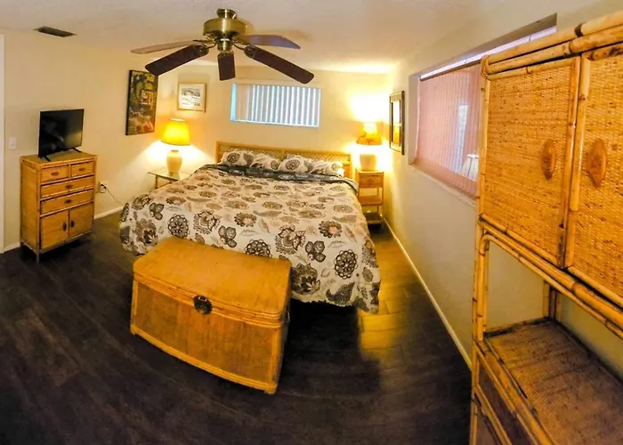 Private Tropical Waterfront Sanctuary W Pool, Hot Tub & An Island! Pet Friendly