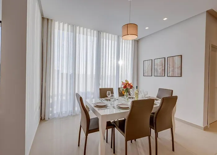 Stunning 3Bed With Views Mellieha By Homely