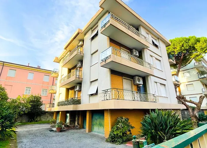 Casa Rosetta - Relax in Centro, Parcheggio Privato, Mare a 2 Passi