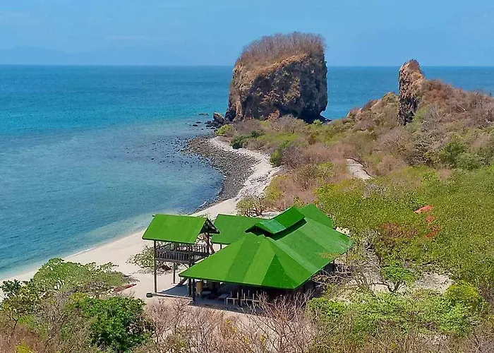 Eagle Point Beach And Dive Resort
