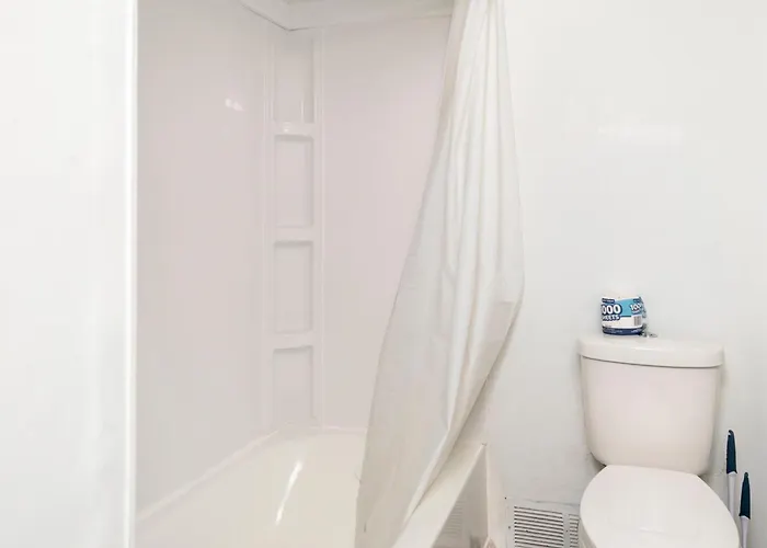 Port Huron Temp Stays - Apartment 5
