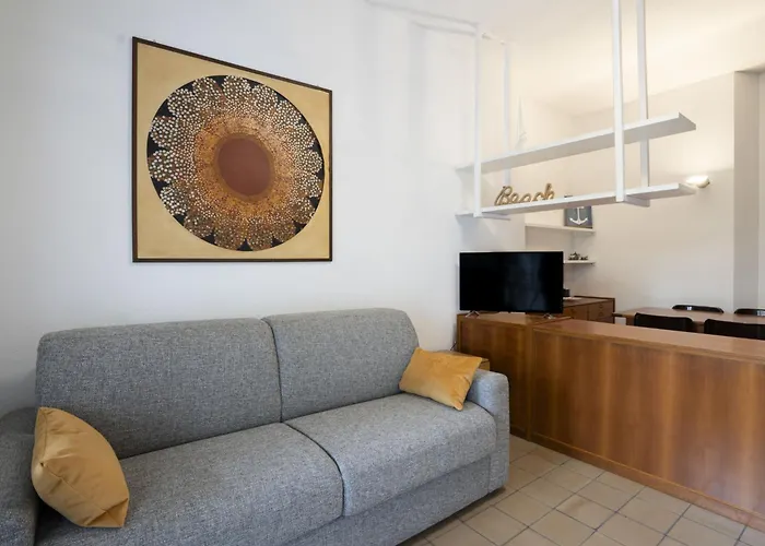 Apartment Corner Near The Sea By Interhome