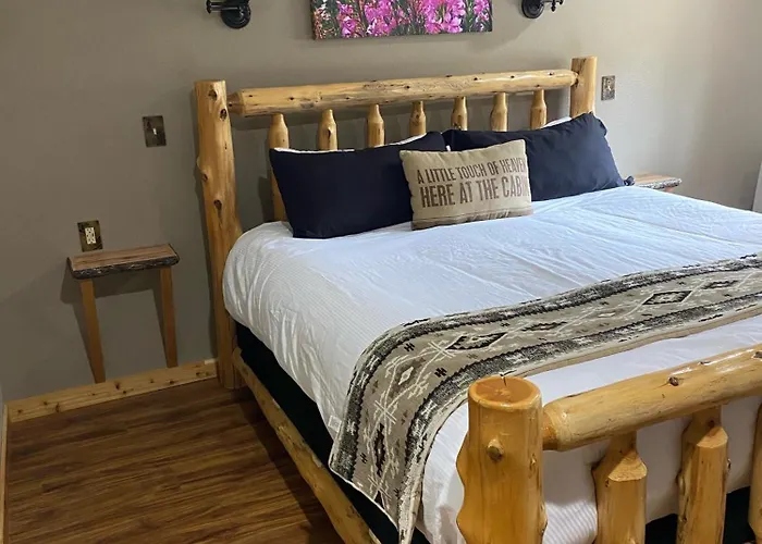 Summit Lake Lodge