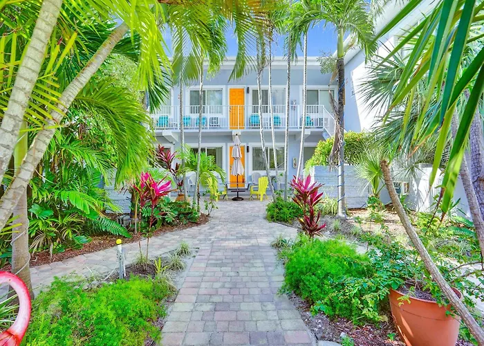 Beach Tide Motel
