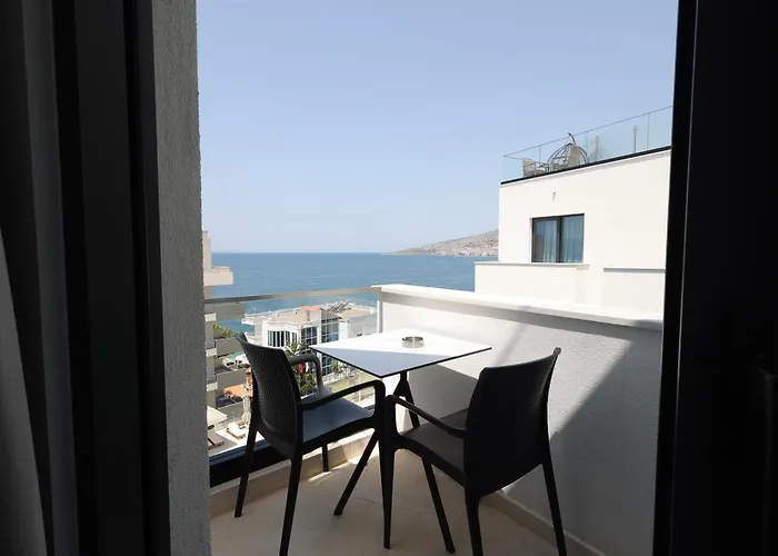 Harbour Hotel