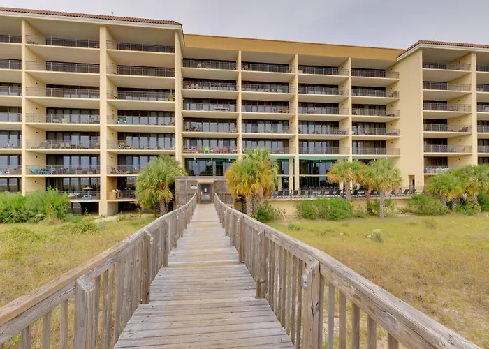 Beach Access & Views: Dauphin Island Condo