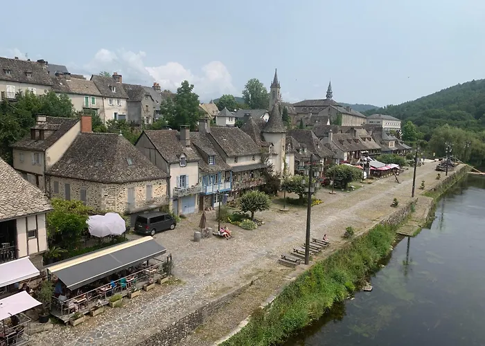 Superbe duplex les belles Rives Argentat bords Dordogne avec wifi