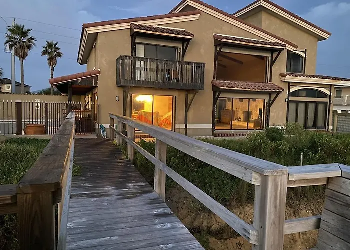 Flagler Beach Ocean Front Villa W/ Lg. In Ground Pool-5-6Br/4Bth& Attached Apt