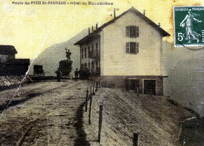 Belvédère Relais Motos