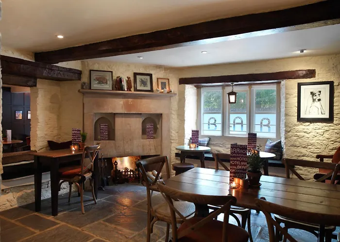 The Bear Of Rodborough Hotel