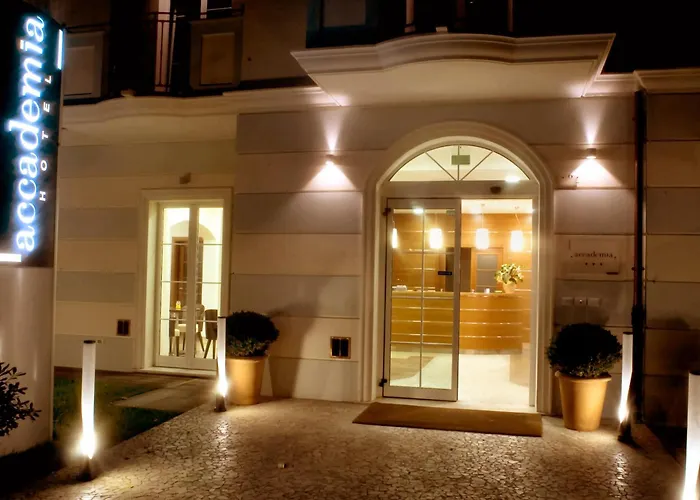 Accademia Hotel