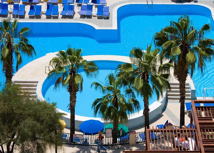 Fantasia Deluxe Hotel