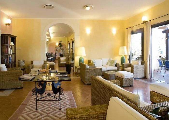 Lantana Resort Hotel&Apartments