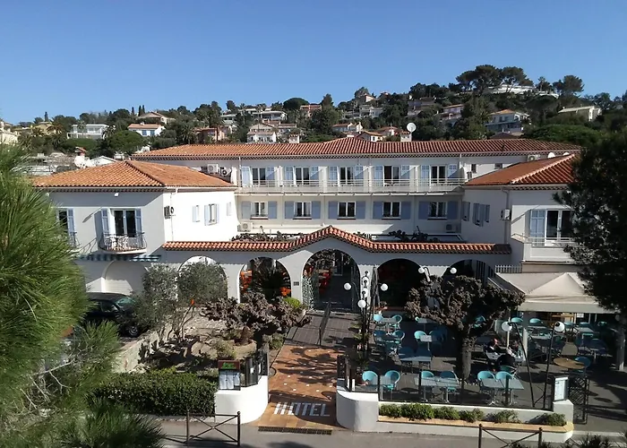 Logis Hôtel le Provencal Rest les Mûriers