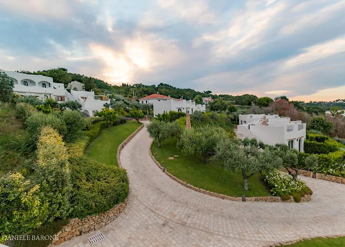 Baia Delphis Resort