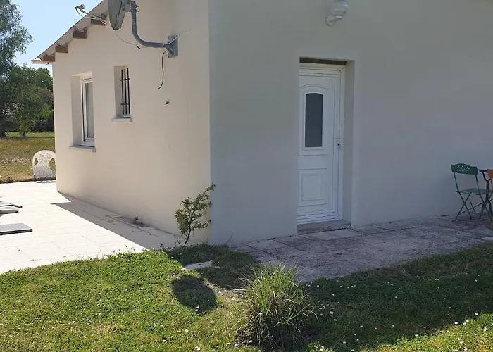MAISON avec 1 CHAMBRE dans QUARTIER RESIDENTIEL VERDOYANT CALME