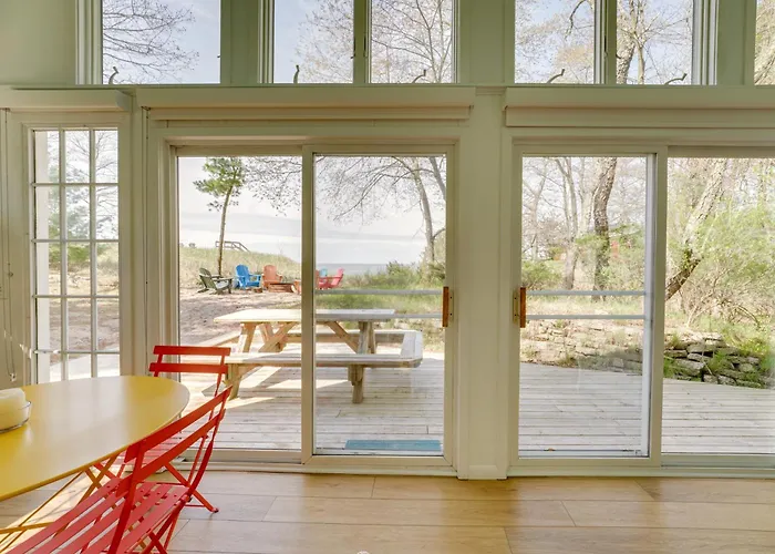 Beachfront Lake Michigan Cottage: Fire Pit & Deck