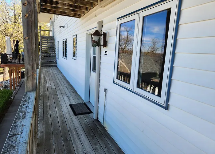Viking Bay Resort And Lodge