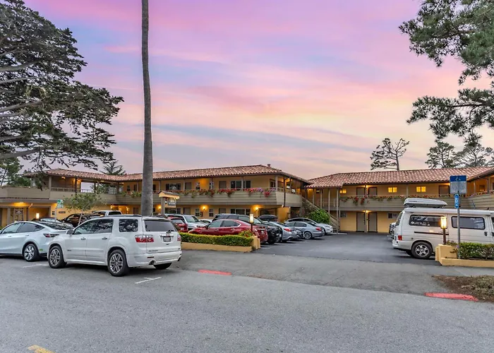 Best Western Carmel'S Town House Lodge