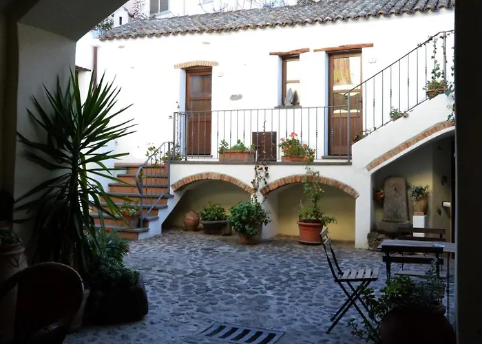 Antico Borgo