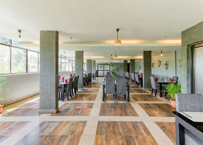 The Mountain Courtyard Thekkady