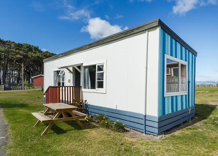 Foxton Beach Holiday Park