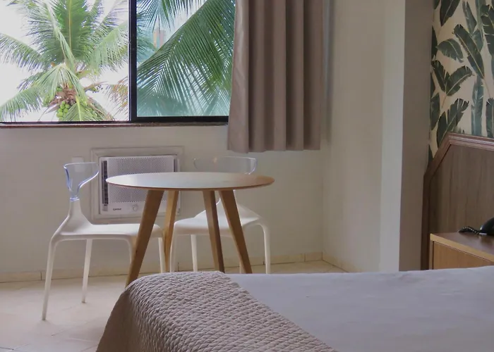 Ilha Porchat Hotel