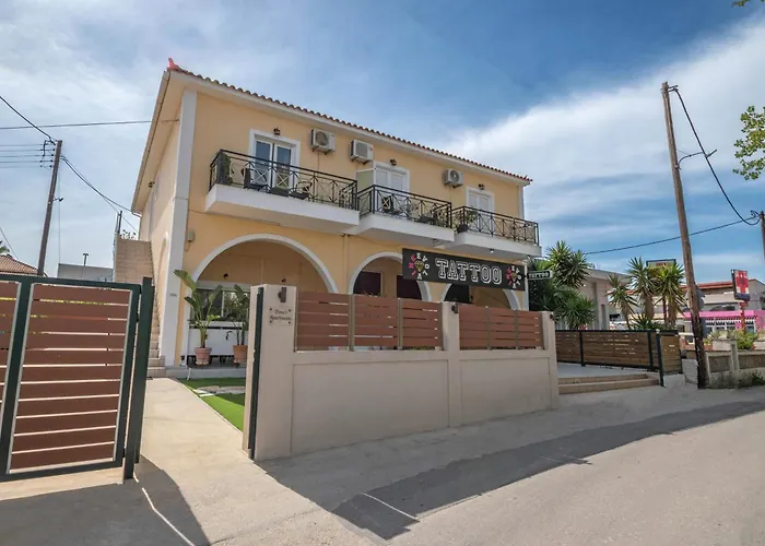 Dora'S Apartments